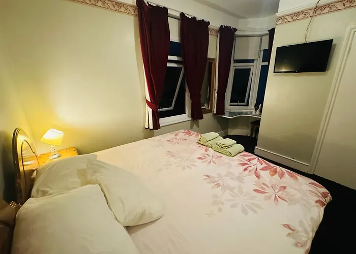 The Bliss 9 Home Stay, Self Check In With Smart Lock, Non Smoking Home In And Out
